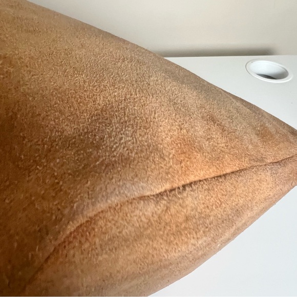 India Hicks Tan Suede Edwina Hobo Bag Purse with Gold-Tone Hardware - Picture 10 of 16